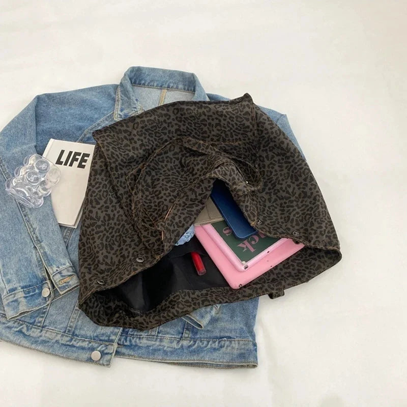 Bolso con estampado de leopardo