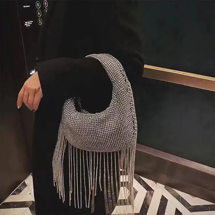 Bolso de noche con borlas