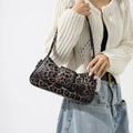 Bolso de hombro con estampado de leopardo